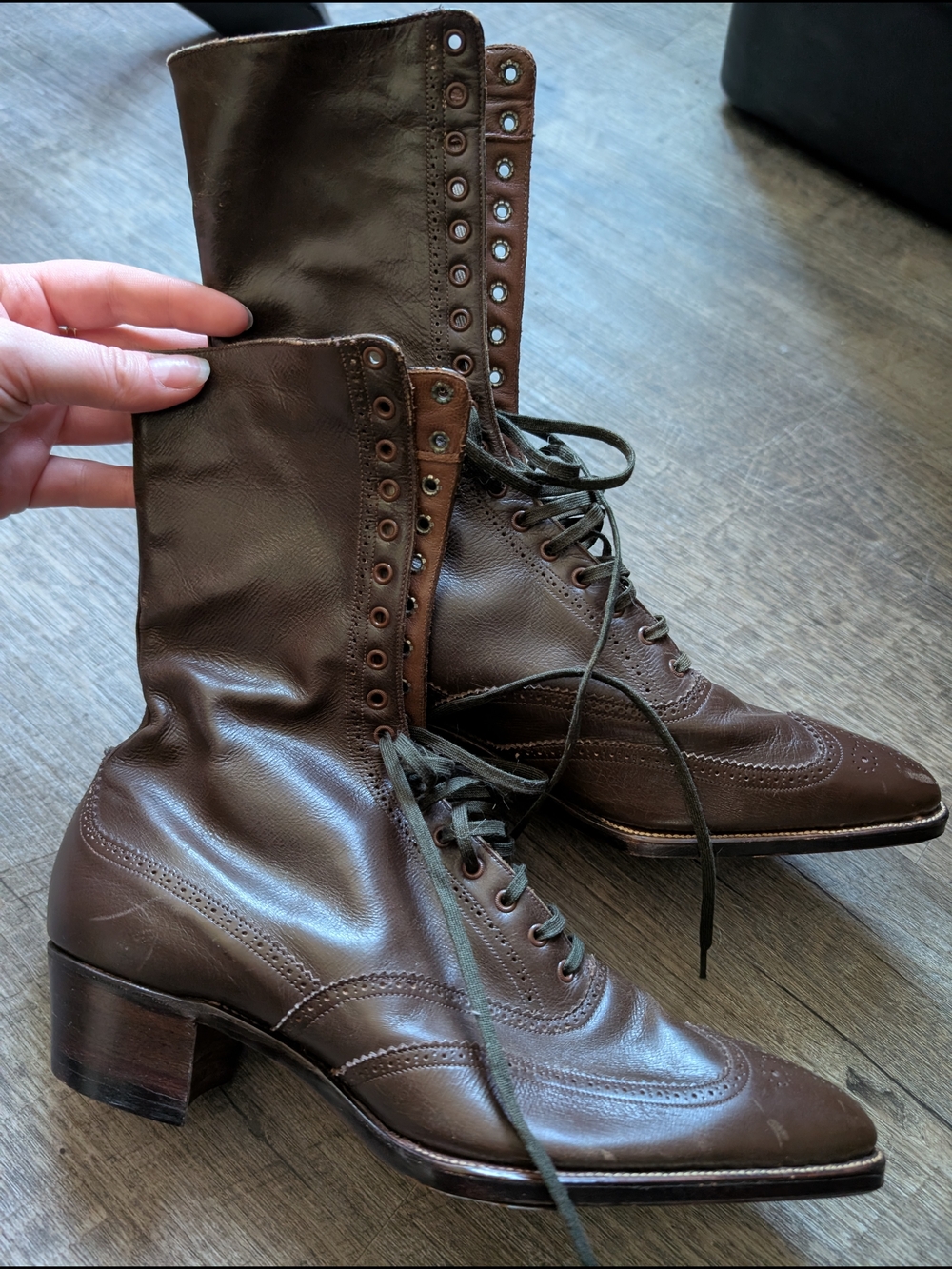 Women's Brown Lace-Up Leather Victorian Walking Boots